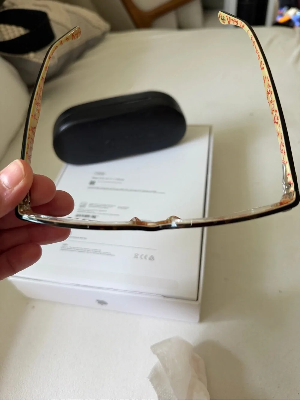 Ray-Ban Tortoiseshell Frames with Cream Patterned Temples
